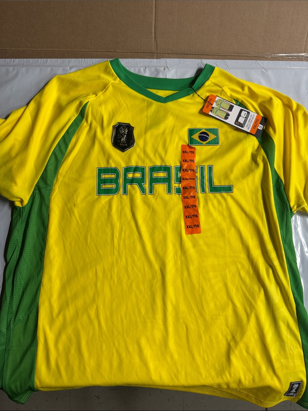Brazil Fans' Yellow & Green Soccer Jersey - Supporter Tee